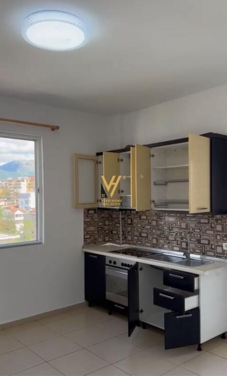 JEPET ZYRE 75 M2 ME QIRA TE 5 MAJI 350 EURO