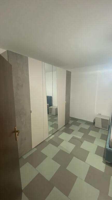 Appartamento in Affitto 1+1 in Via Elbasan (ID B2101182) Tirana.