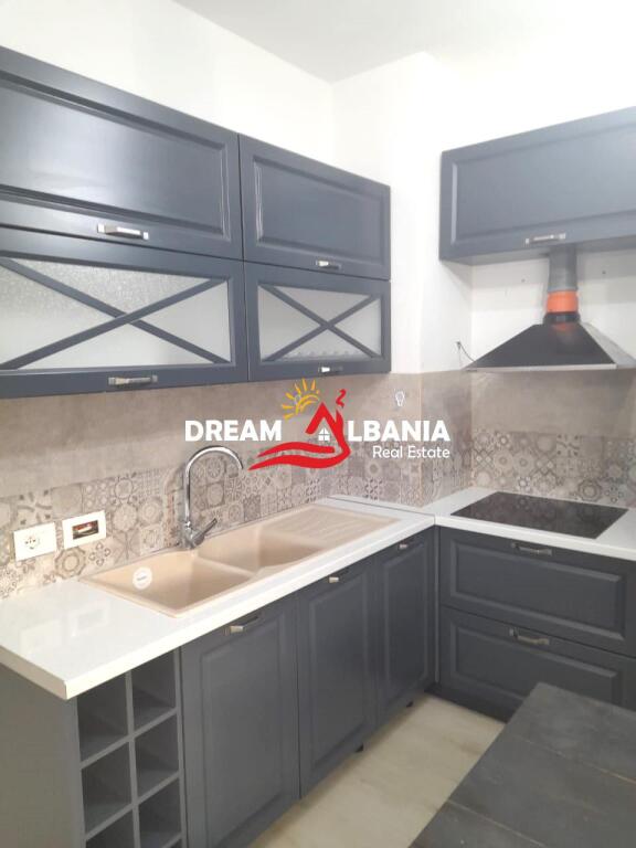 Apartament 2+1+2 me qera ne Xhamllik prane Karburant Kastratit (ID 42215318)
