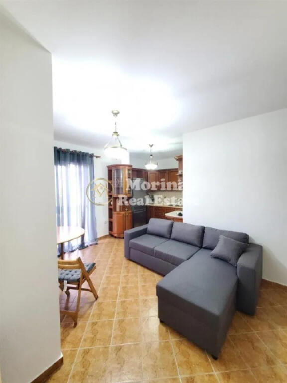 Affitto, Appartamento 2+1, Via Mine Peza, 550 euro/mese