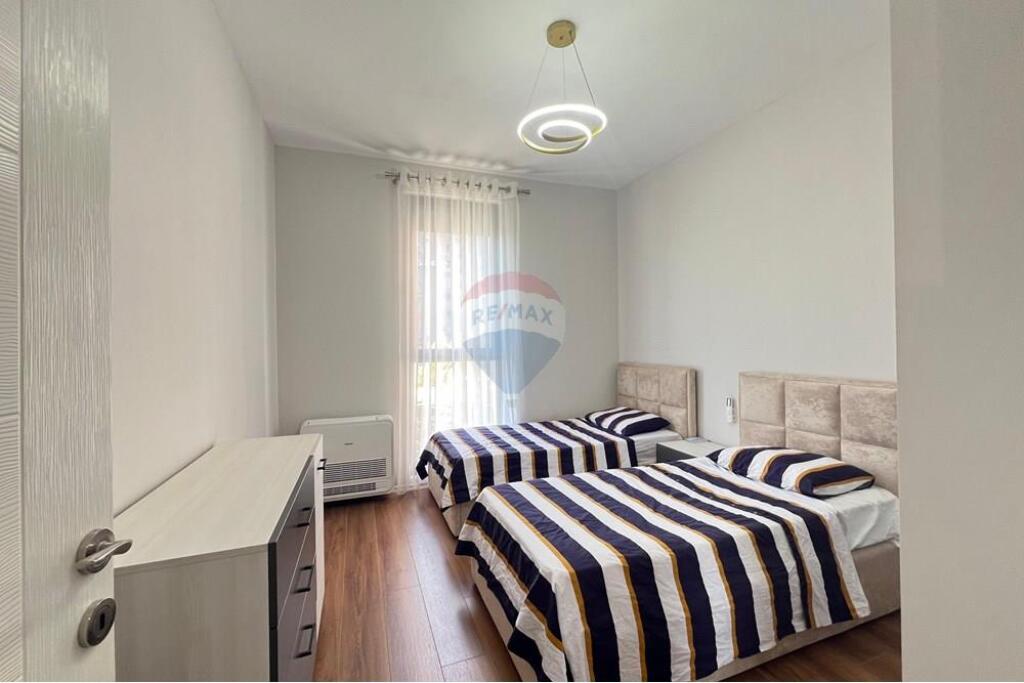 Apartament 2+1+2 per qira te ASL Xhamllik
