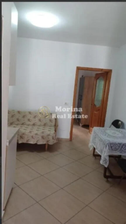 Affitto, Casa Privata 1+1, Via Ahmet Qorraliu, 250 Euro/Mese