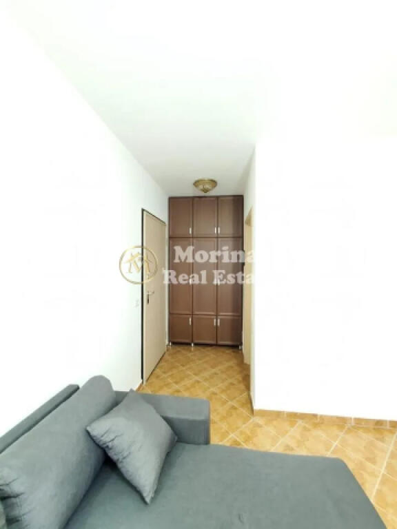 Affitto, Appartamento 2+1, Via Mine Peza, 550 euro/mese