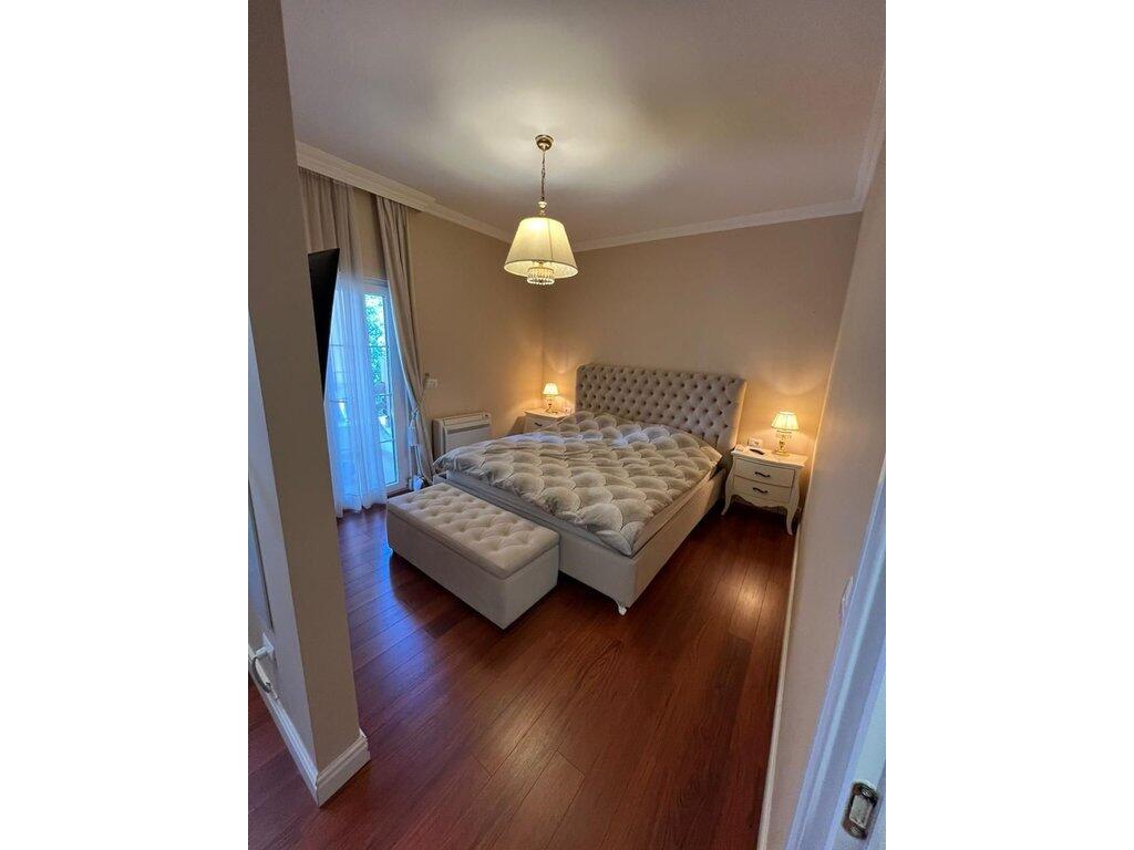 🌿 Modern &amp; Elegant Apartment for Sale – Dry Lake Area | 2 Bedrooms + Private Parking