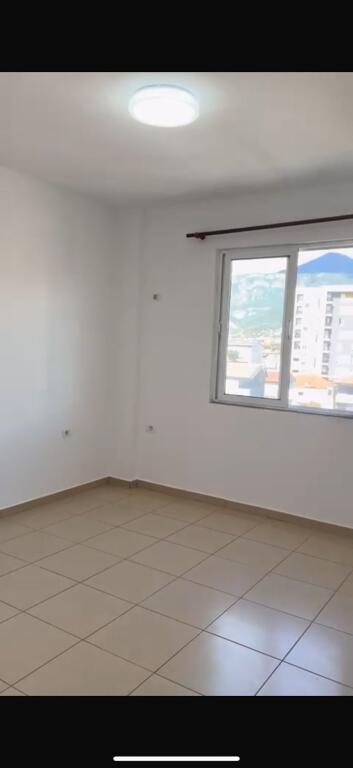 APARTAMENT ME QERA 1+1