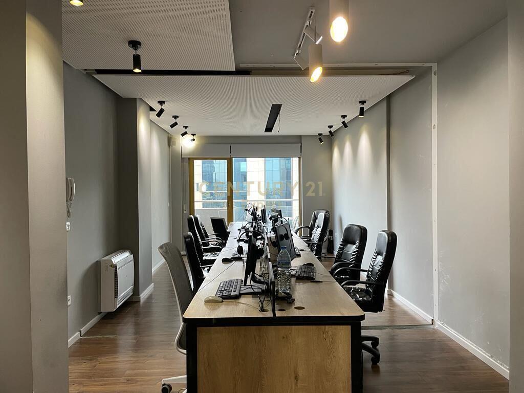  Office Space for Rent – Ish-Blloku Area, near the Twin Towers
