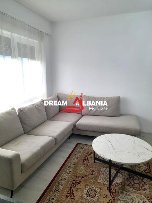 Apartament 2+1+2 me qera ne Xhamllik prane Karburant Kastratit (ID 42215318)