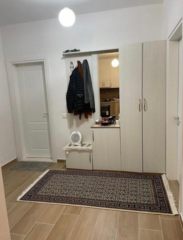 Selvia, 1+1 apartment for rent, including parking spot behind the Observatori bar (70,000 leke)
