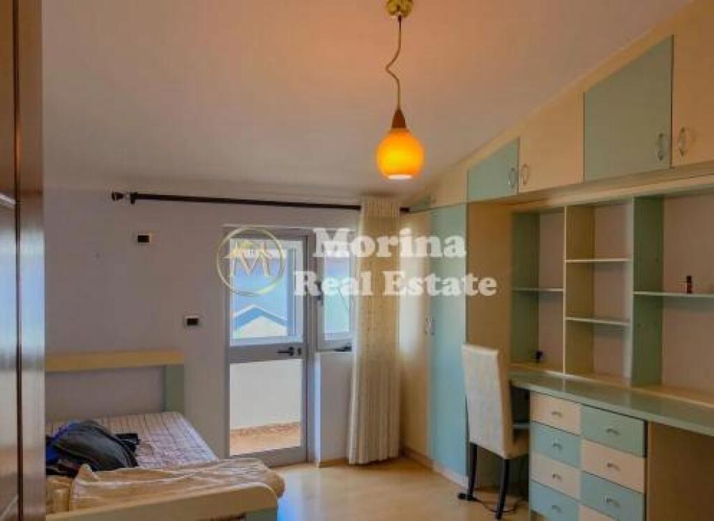 Affitto, Appartamento 2+1, 21 Dhjetori, 700 euro/mese