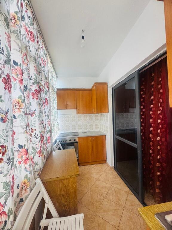 Affittasi appartamento 1+1, in via Ndre Mjeda, ex parco