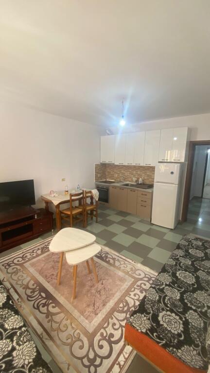 Apartment 1+1 for rent at Elbasan Street/FGJH (450 euros)