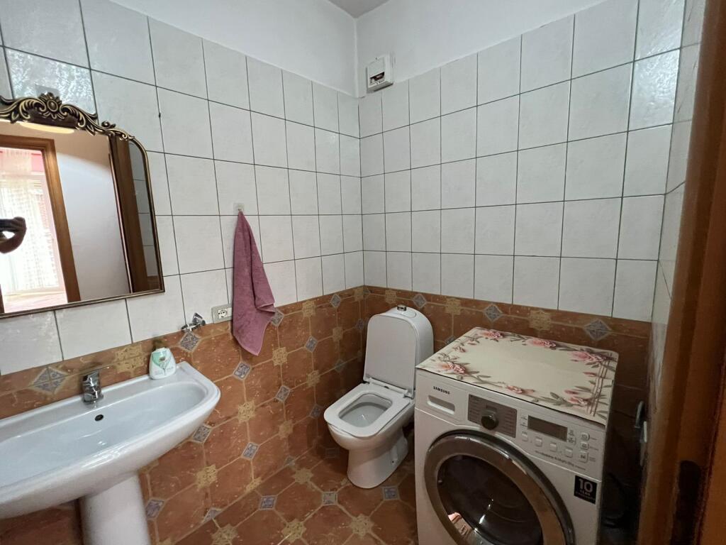 Affittasi appartamento 2+1 ad Astir