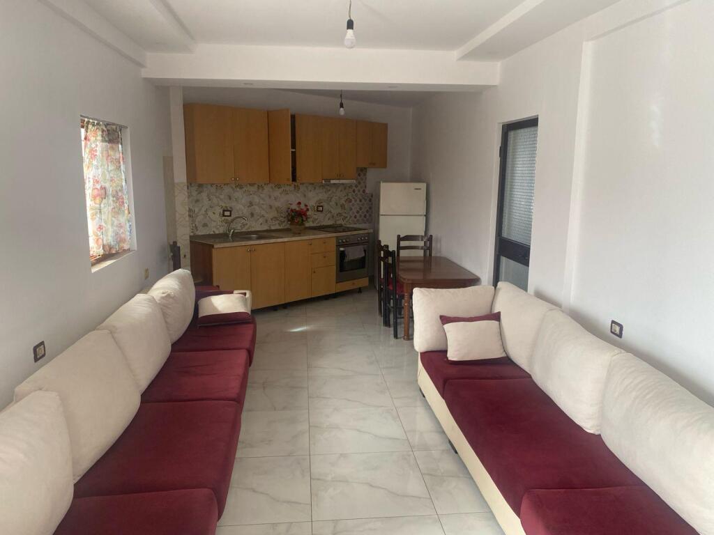 Jepet apartament 1+1 ne Laprak