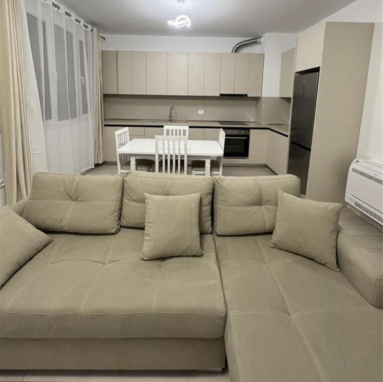 Affittasi appartamento 2+1+ parcheggio presso River Residence, zona Aviacionit