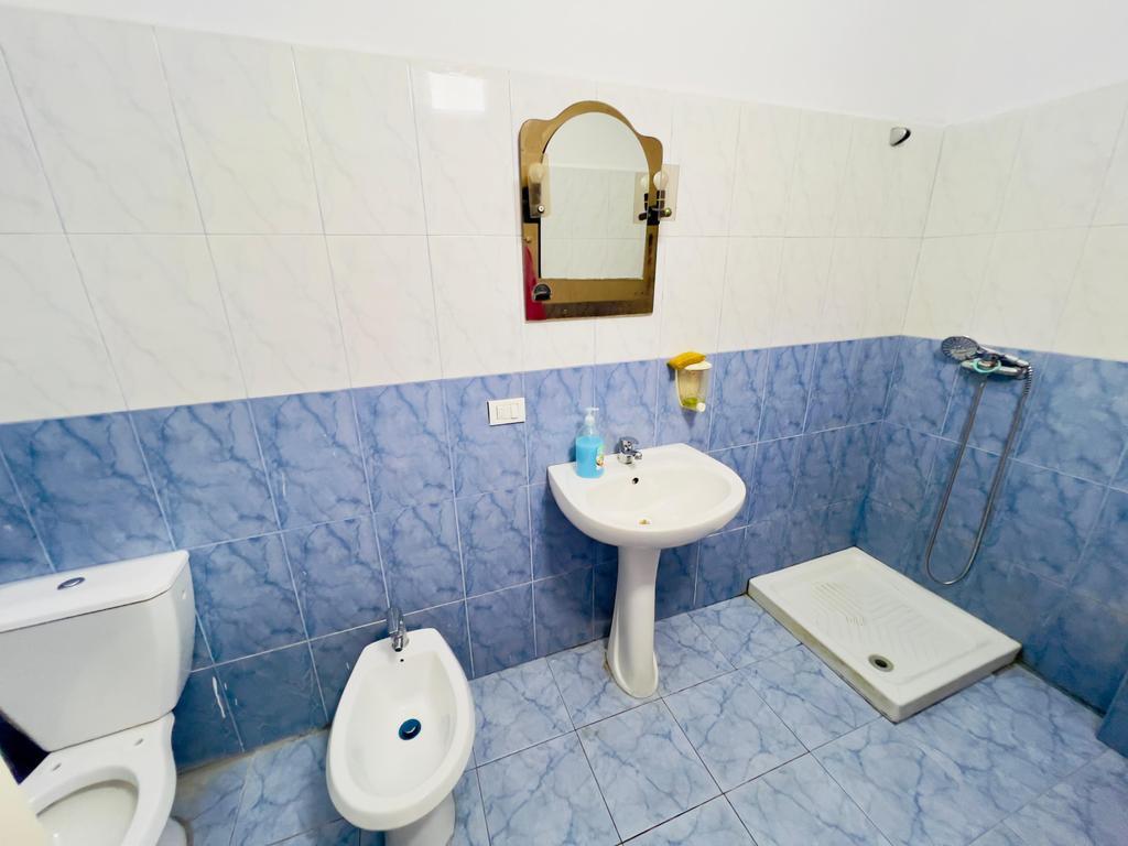 Apartament 2+1 prane "Hotel Adriatiku" Durres !