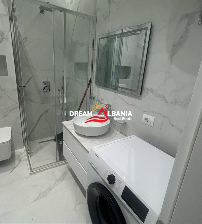 Shitet apartament 2+1+2 ne Qender te Tiranes , 9 kateshet (ID 41212012)
