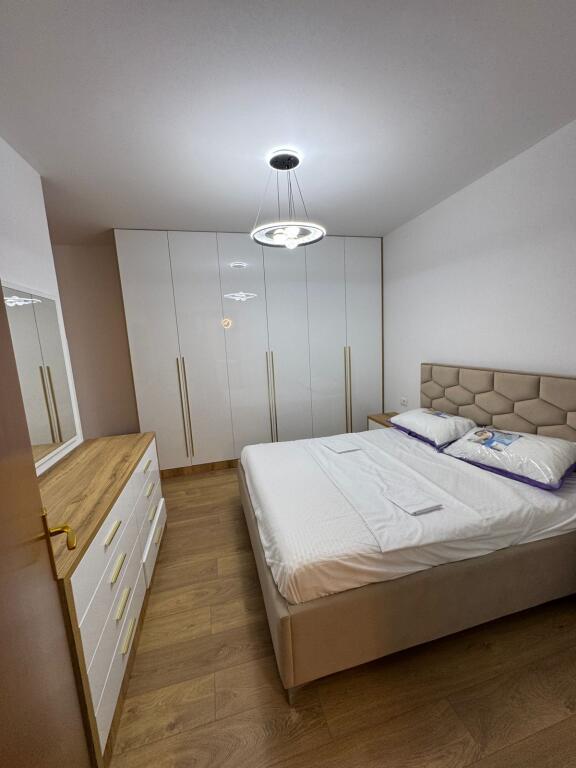 Rent Ap 2+1+2 at Kavaja Street opposite Delijorgji, 800€