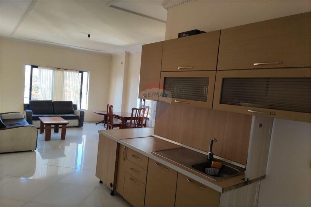 Apartament 2+1me Qira!