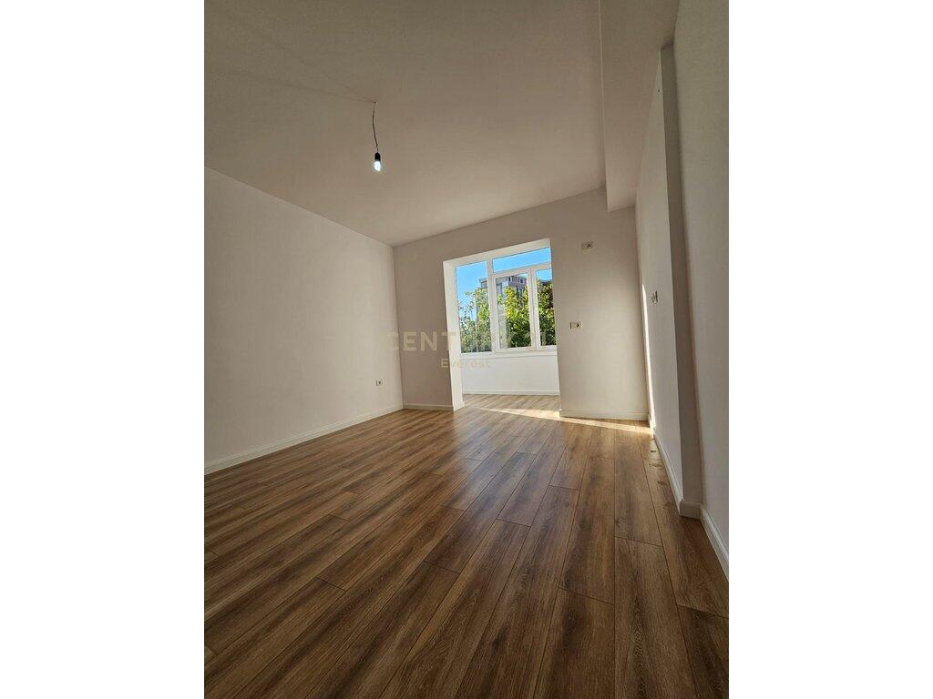 Appartamento 1+1 in vendita in Via Kavaja!