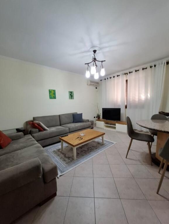 🏢In the Ali Demi area, after the 1Maji 9-Year School, a 2+1 furnished apartment is for rent. 65,000 Leke