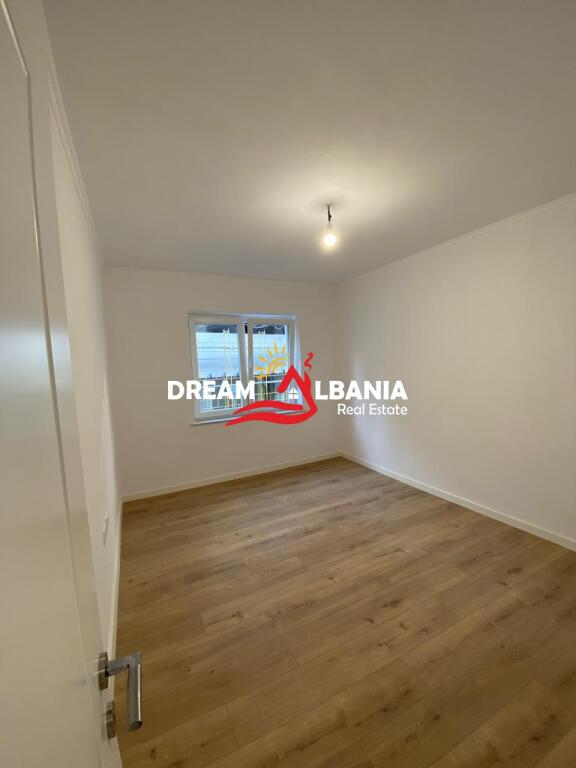 Business Premises for Rent on Durres Street, near Colosseo in Tirana (ID 4229449)
