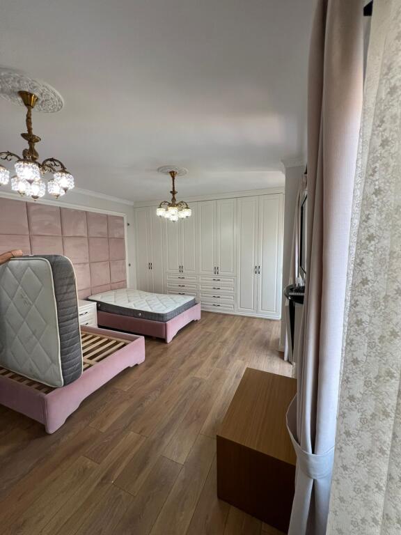 APARTMENT FOR RENT 2+1+2