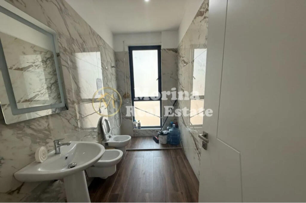 Qera Apartament 3+1+2, Rezidenca Erli- Perballe UET 650 Euro/muaj.