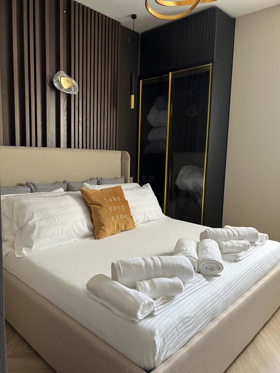 APPARTAMENTO IN AFFITTO VICINO ALL'HOTEL ROYAL