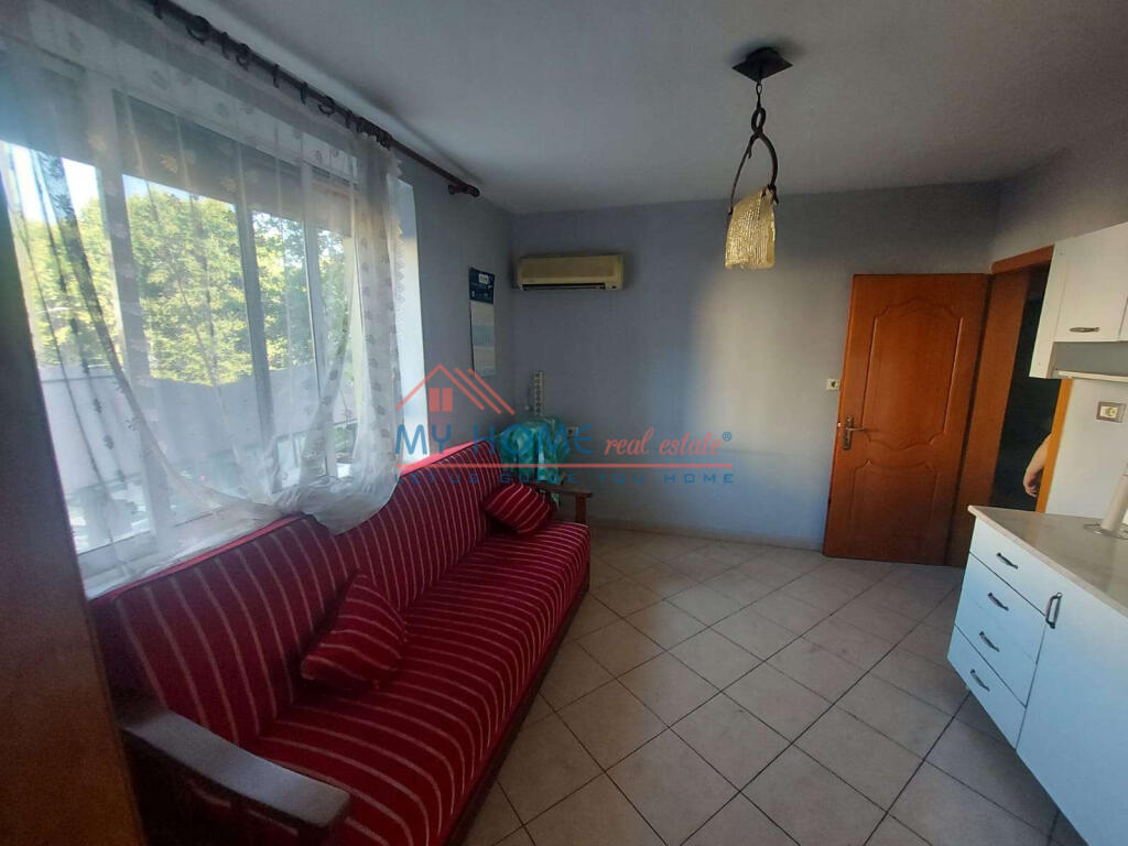 Appartamento 3+1 in vendita Vasil Shanto a Tirana