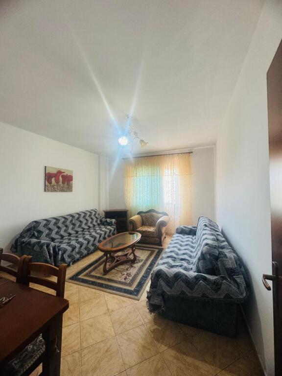 Affittasi appartamento 1+1, in via Ndre Mjeda, ex parco