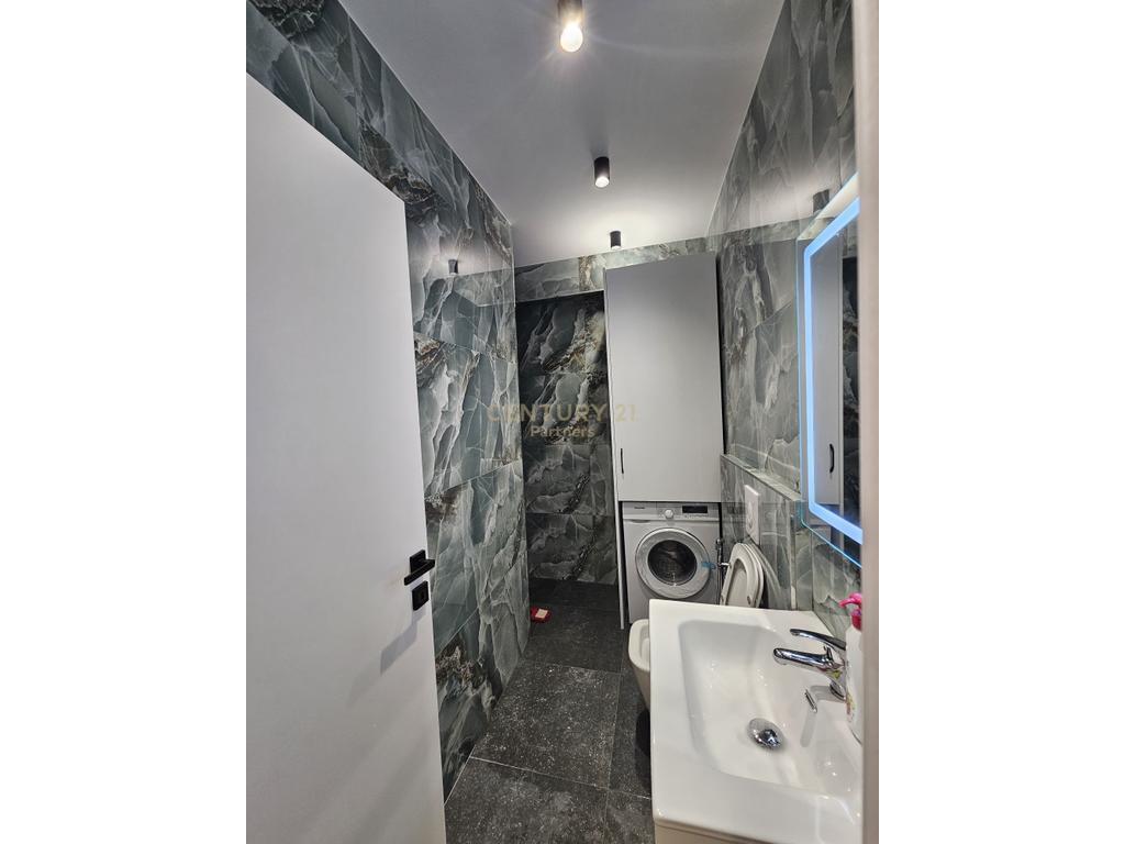 Apartment 1+1 for sale at Kodra e Diellit near Eleonora