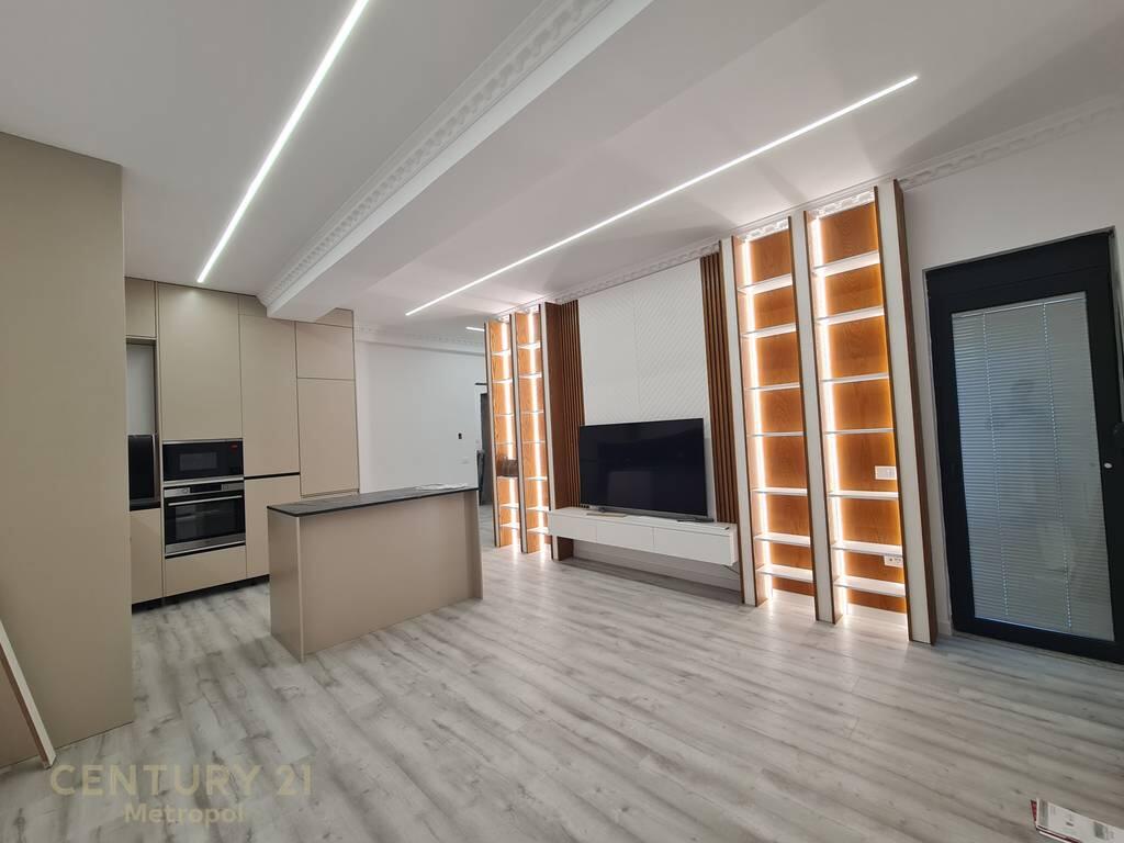🌿 2-Bedroom, 2-Bathroom Apartment for Rent – Newly Furnished, Near Liqeni i Thatë!