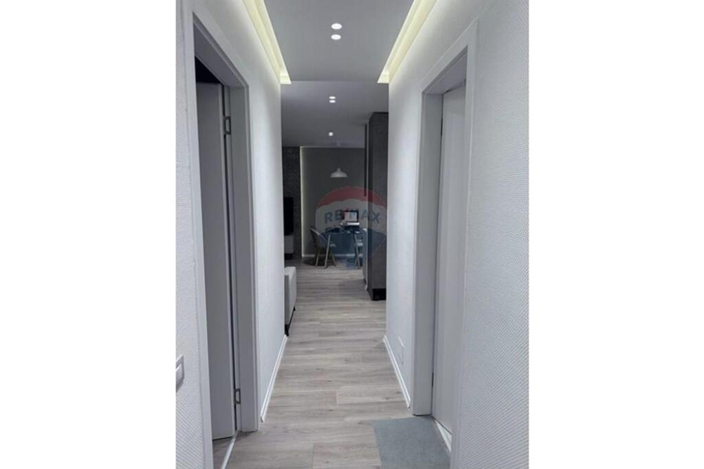 APARTAMENT 2+1+ Post Parkimi PER QIRA Univers City