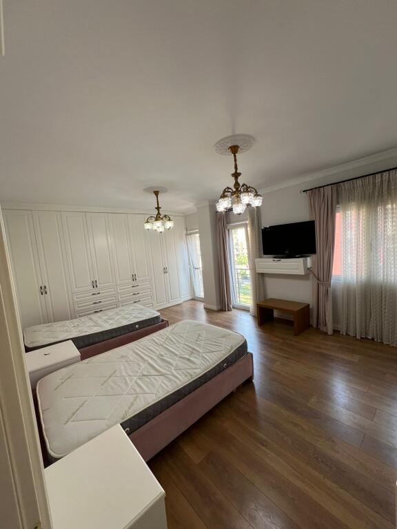APARTMENT FOR RENT 2+1+2