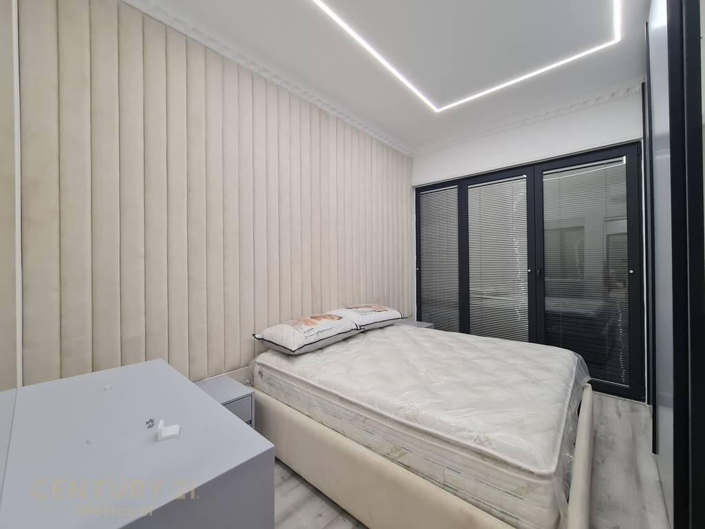 🌿 2-Bedroom, 2-Bathroom Apartment for Rent – Newly Furnished, Near Liqeni i Thatë!