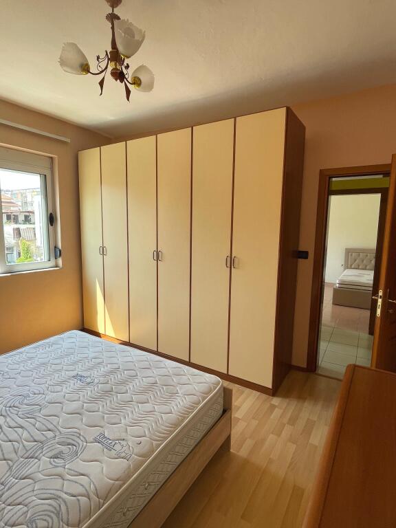 🏡 Apartament 3+1 për Shitje – Lagjja 5, Kati 3, Pallat Egzistues