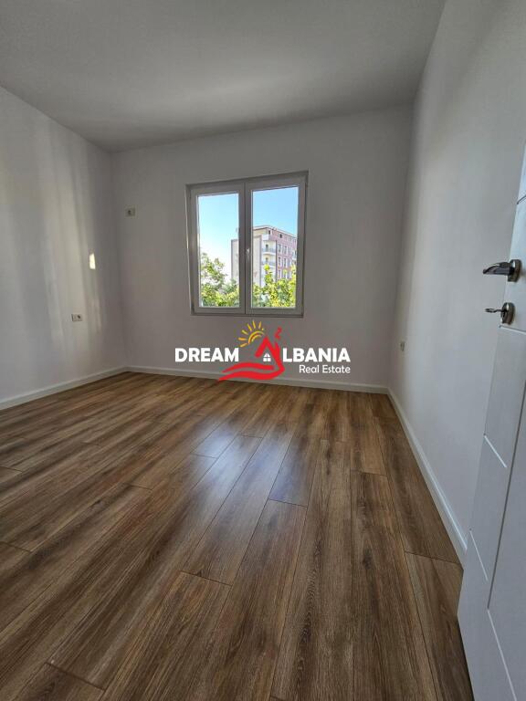 Apartment 1+1 for Sale on Kavaja Street, near the Mosque in Tirana (ID 4119427)