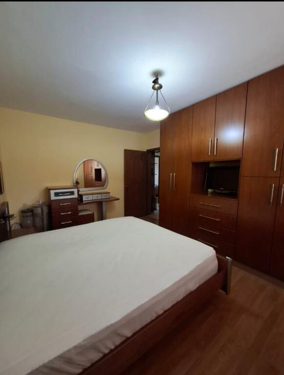 🏢In the Ali Demi area, after the 1Maji 9-Year School, a 2+1 furnished apartment is for rent. 65,000 Leke