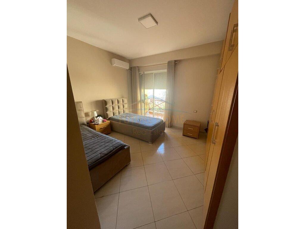 Disponojmë Apartament 2+1, për Shitje.Bulevardi Gjergj Fishta,Tirane