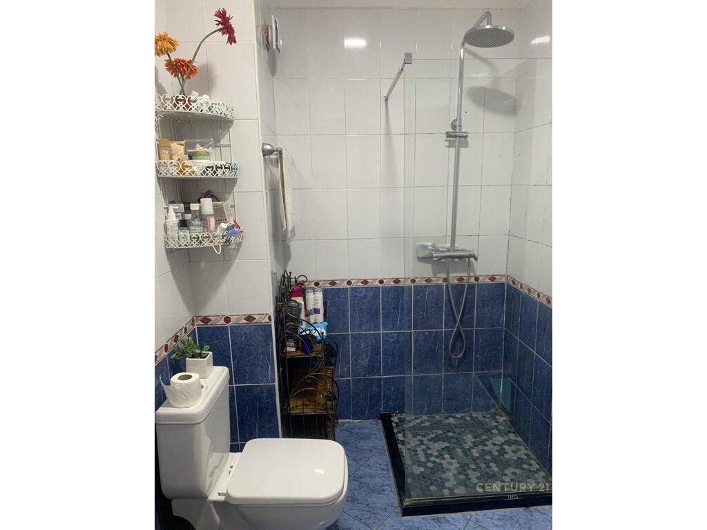 Astir, affittasi appartamento 2+1