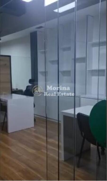 Qera Ambient Biznesi, tek 21 Dhjetori, 2500 Euro