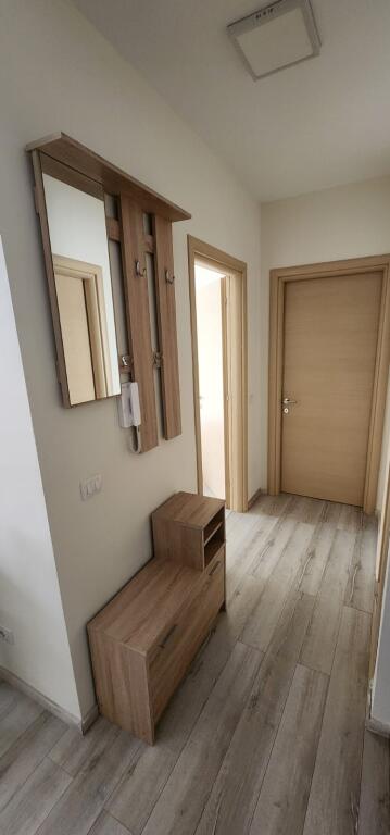 Jepet me qera Apartamenti 2+1+1, prane kopshtit zoologjik, Liqeni Thate