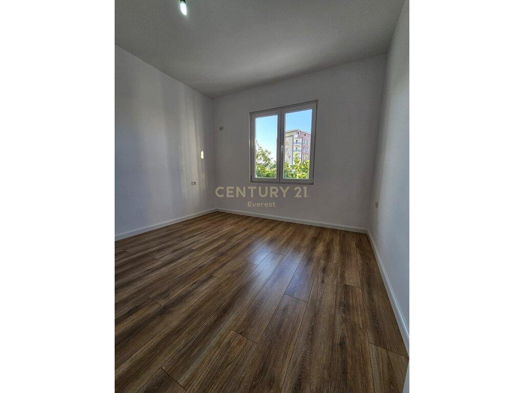 Appartamento 1+1 in vendita in Via Kavaja!