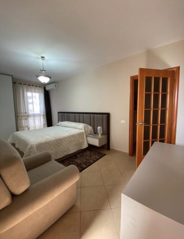 Appartamento 1+1 in affitto vicino ad Air Albania