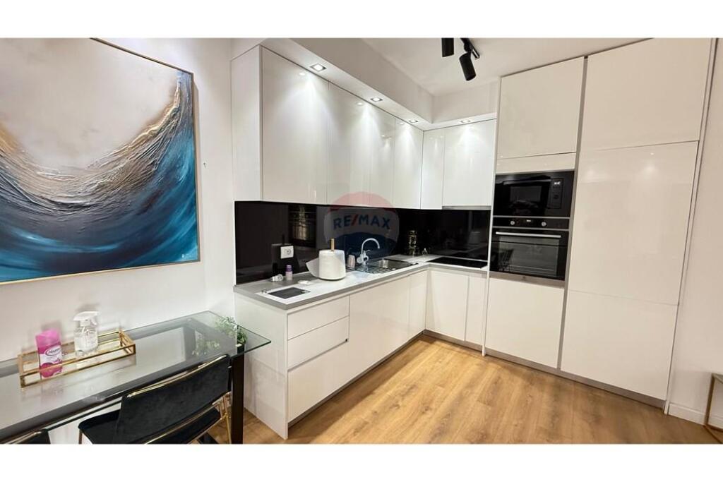 Apartament per qira 2+1 ne Bllok!