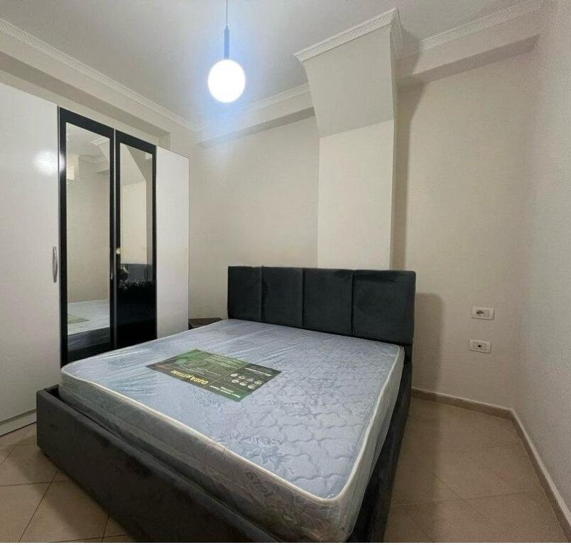 Affittasi appartamento 2+1 presso Kodra e Diellit! 450 € /Mese