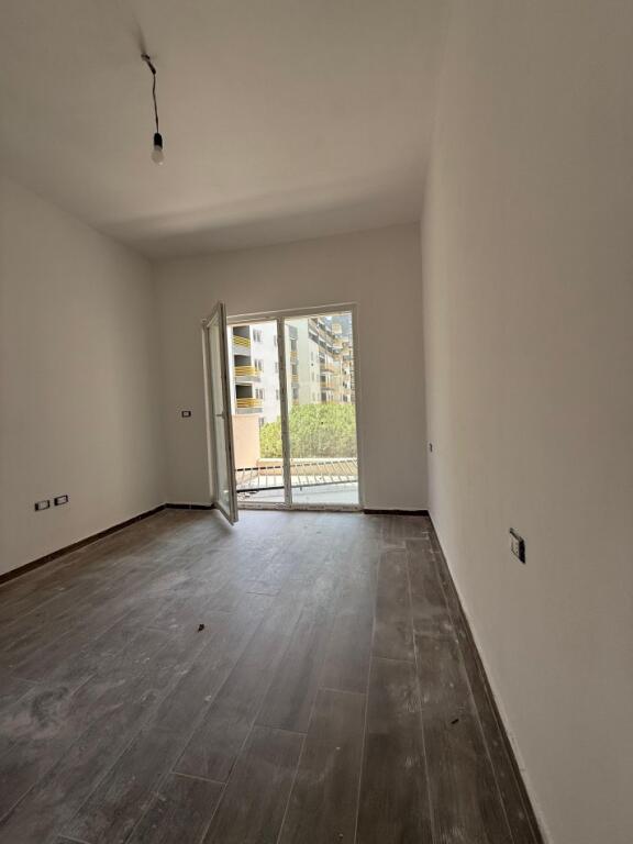 OFFICE FOR RENT 140 M2 LAPRAKE 900 EURO