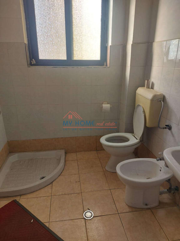 Appartamento 3+1 in vendita Vasil Shanto a Tirana