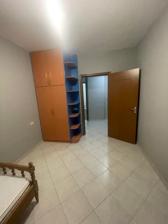 In Affitto Appartamento 2+1+1 Balcone