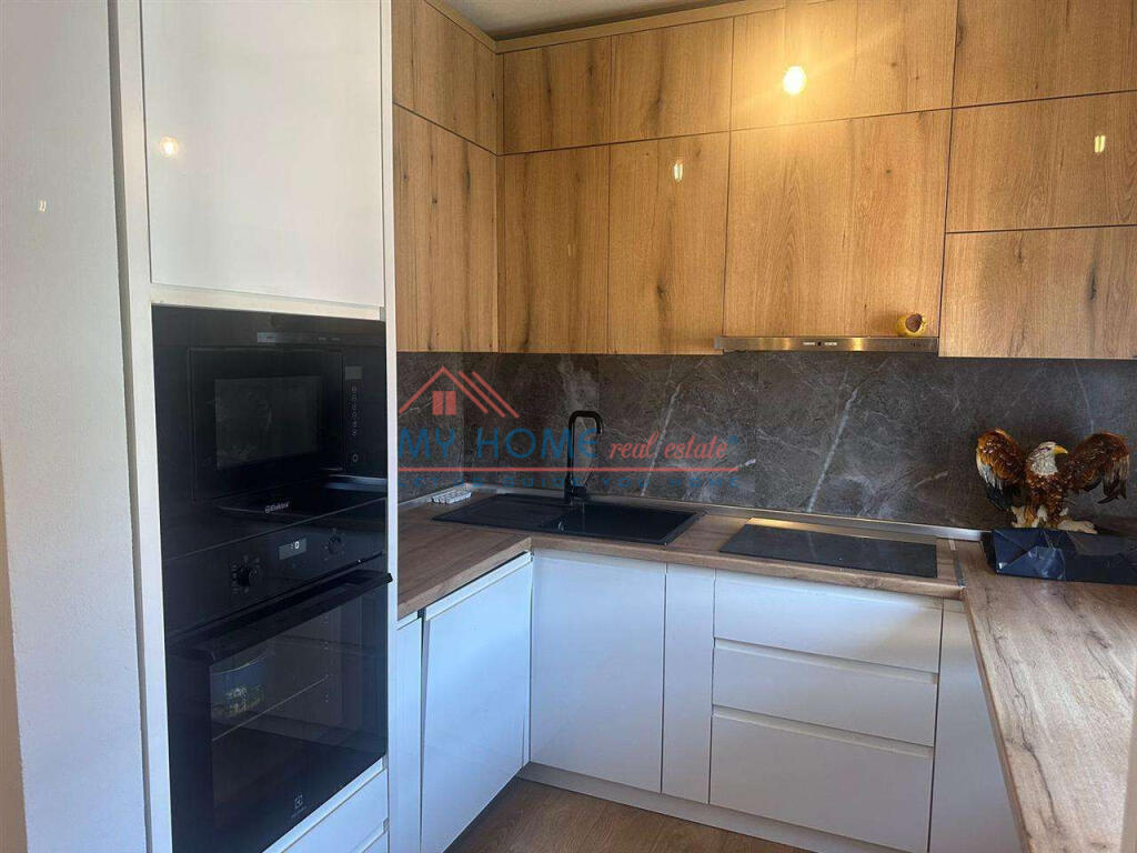3+1 Apartment for rent Near Rruga e Durrësit Tirana